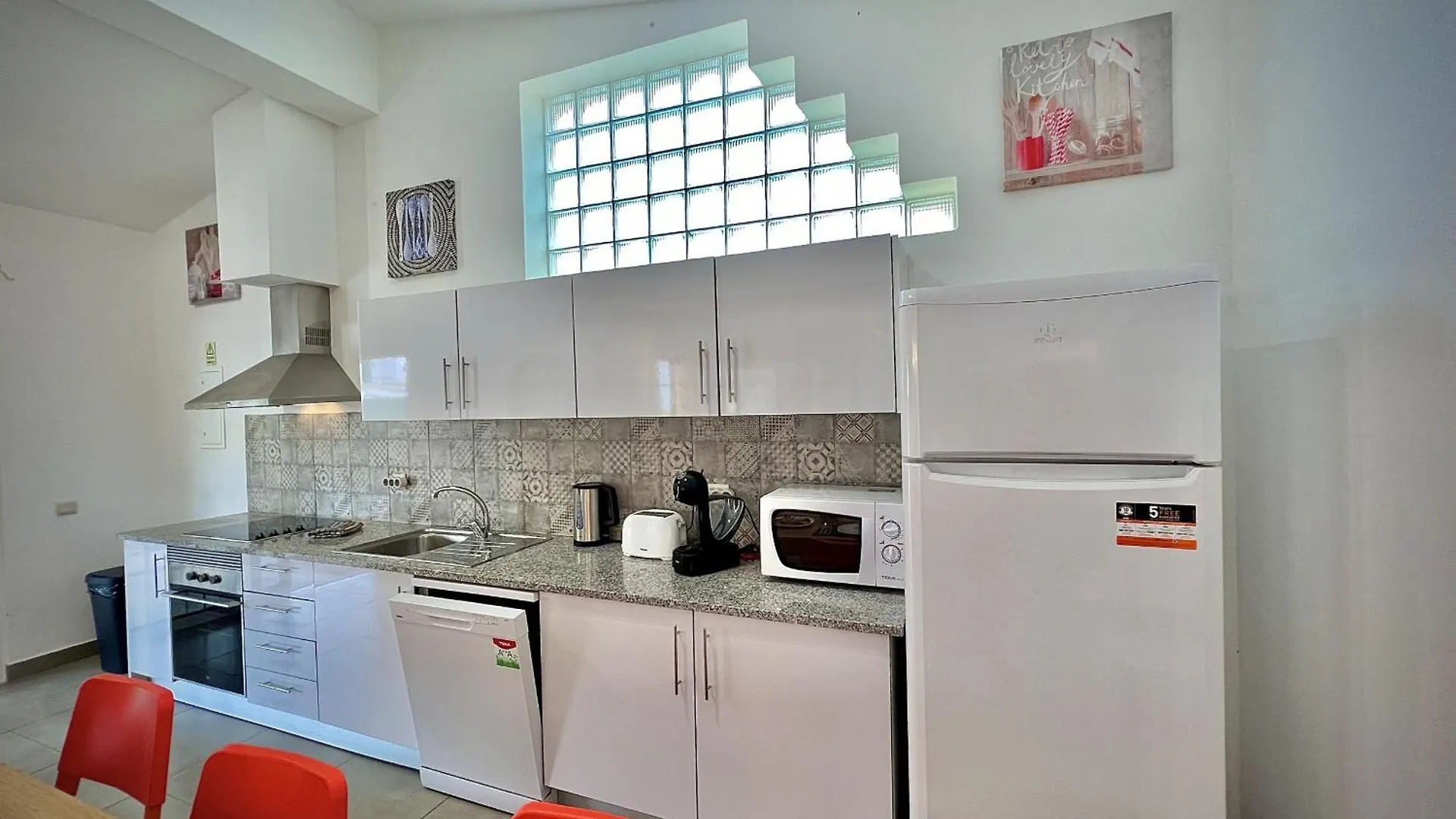Albufeira Summer Villa 2 With Pool By Homing Portugal