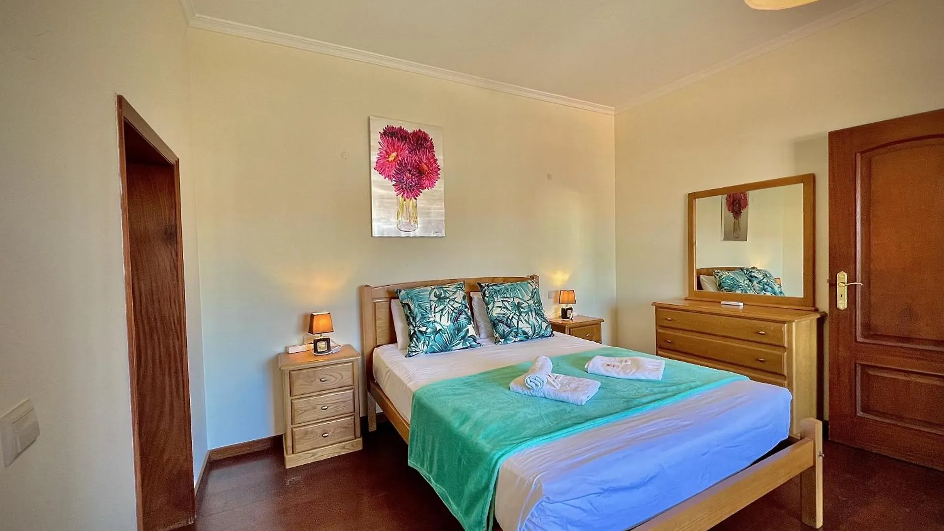 Albufeira Summer Villa 2 With Pool By Homing